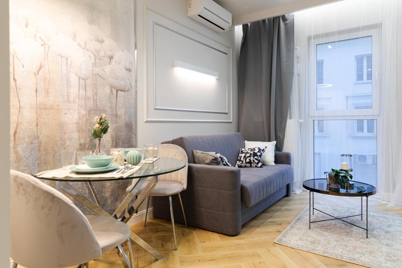 ורשה Targowa Bright Studio By Sofija מראה חיצוני תמונה