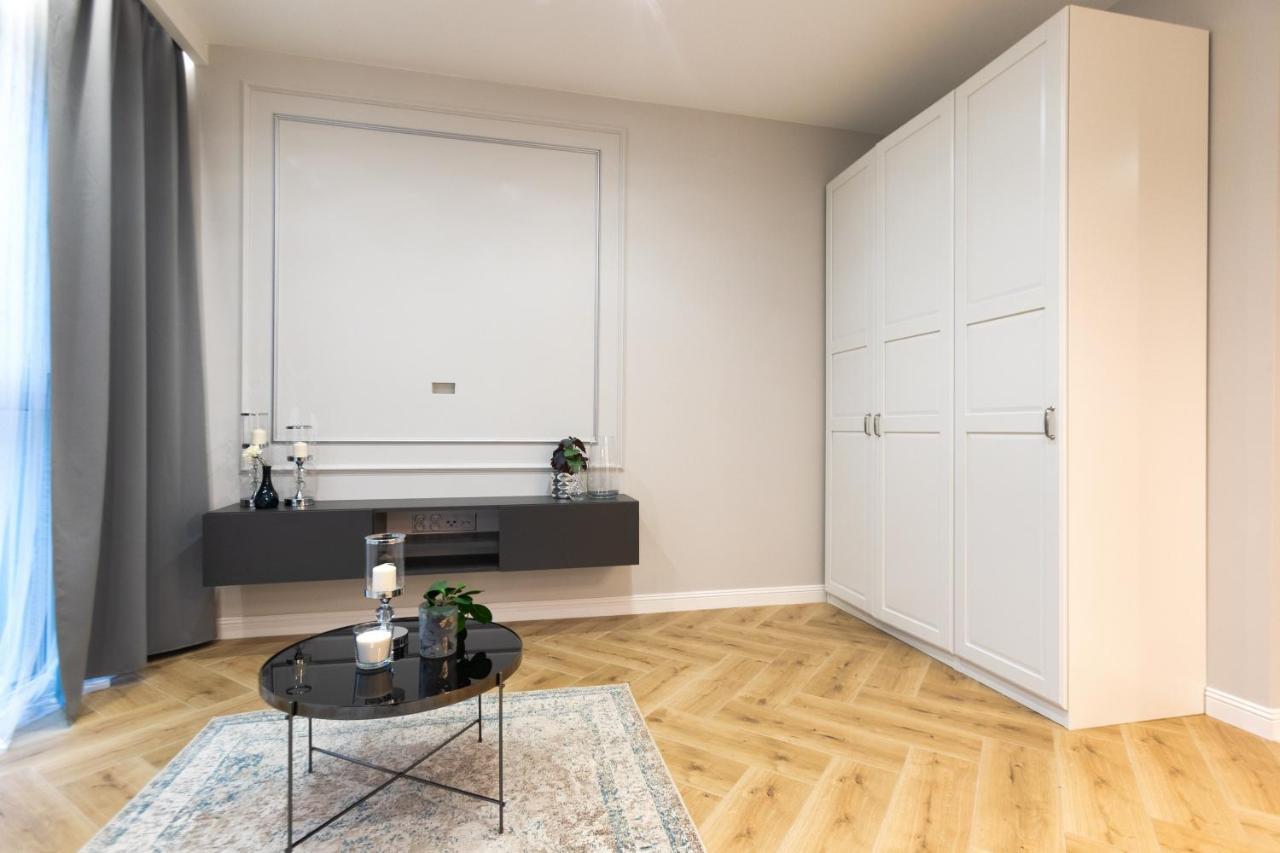 ורשה Targowa Bright Studio By Sofija מראה חיצוני תמונה