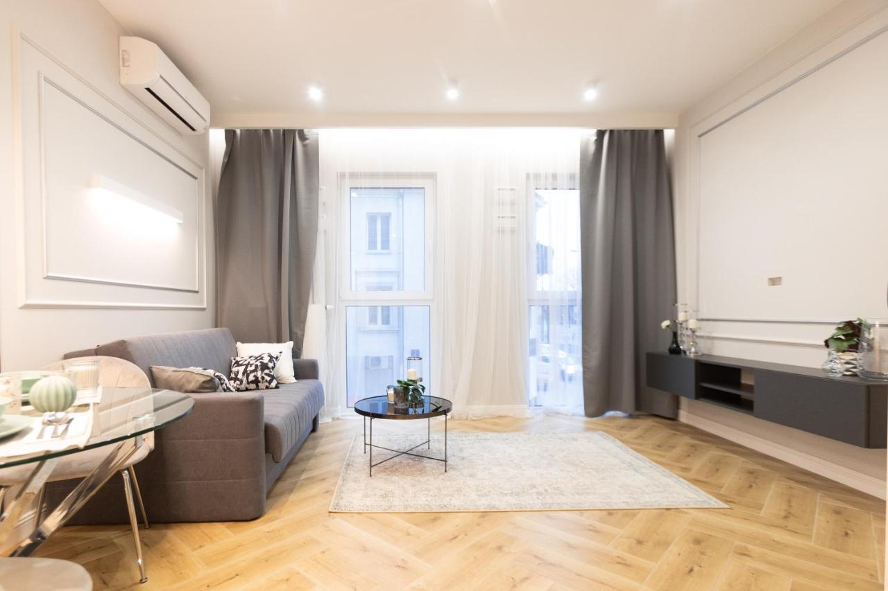 ורשה Targowa Bright Studio By Sofija מראה חיצוני תמונה
